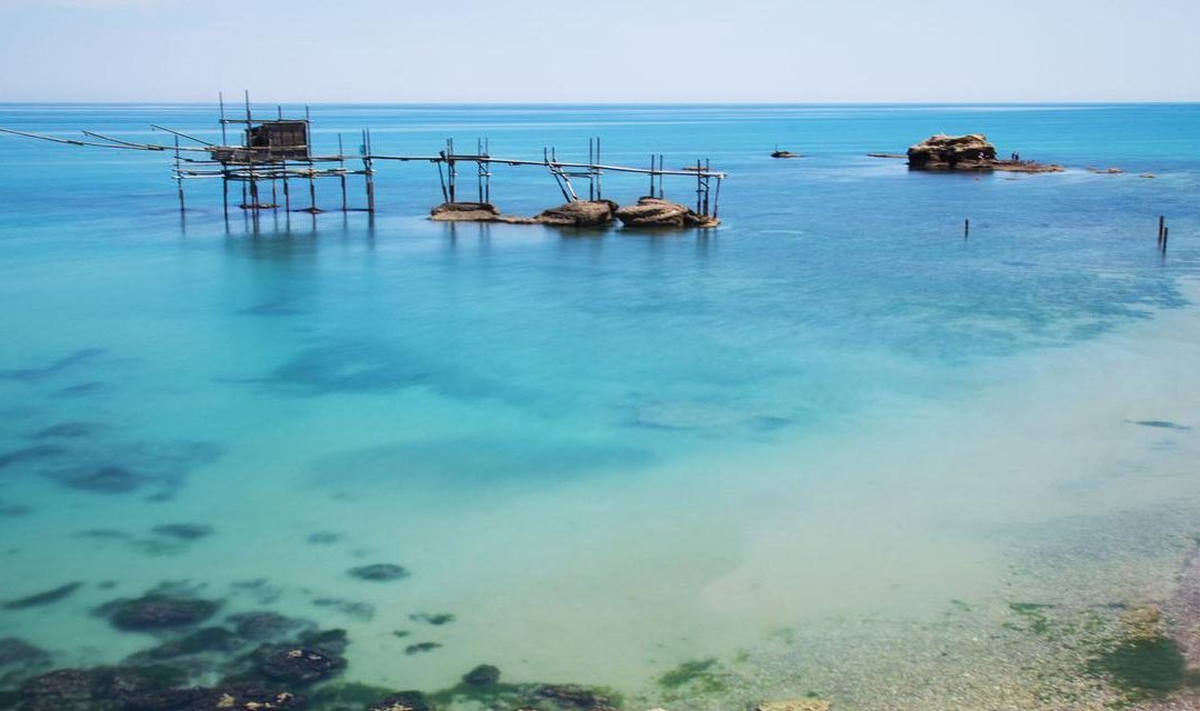 Punta Aderci, la riserva naturale di Vasto con panorami sul mare Adriatico
