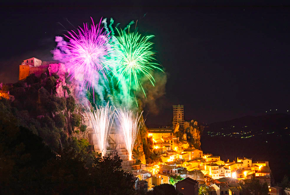 Frammenti d’antico Bagnoli in festa